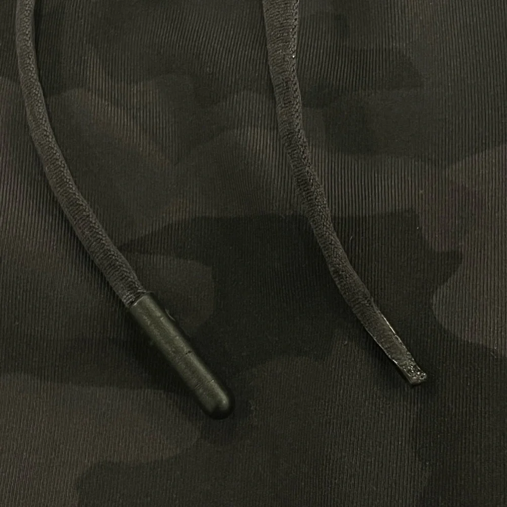 lululemon athletica good pre